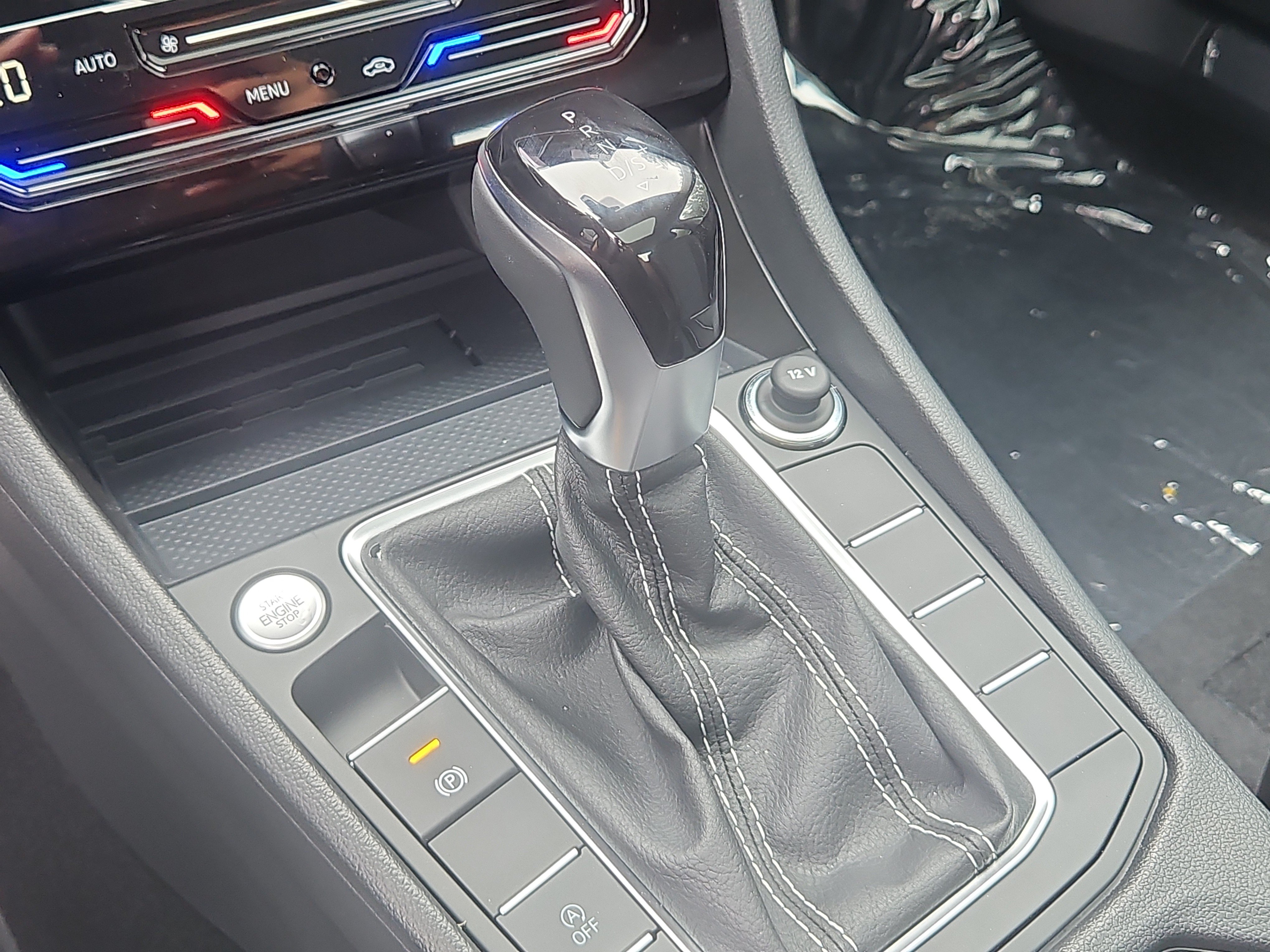 New 2026 Volkswagen Jetta SEL FWD image 17