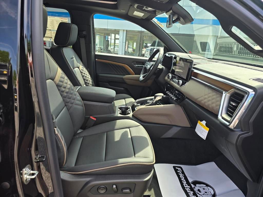 New 2026 GMC Canyon Denali AWD/4WD image 13