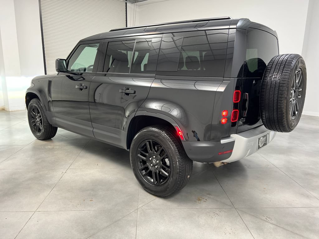 Used 2025 Land Rover Defender 110 S AWD/4WD image 6