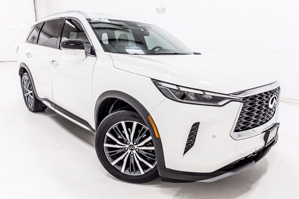 Used 2023 INFINITI QX60 Sensory w/ Vision Package AWD/4WD image 9