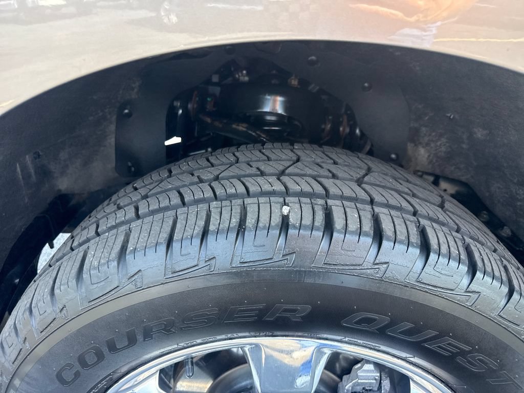 Used 2023 Ford F150 XLT w/ Equipment Group 302A High AWD/4WD image 17
