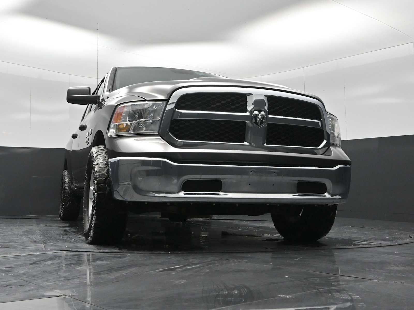 Used 2021 RAM 1500 Classic SLT image 19