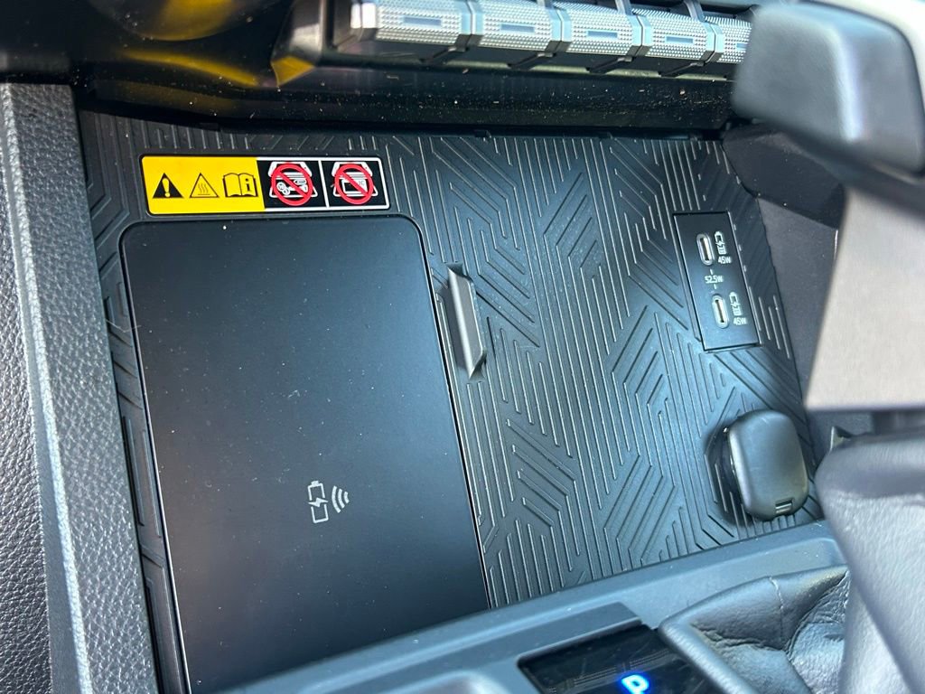 Used 2025 Toyota Tacoma Trailhunter image 33