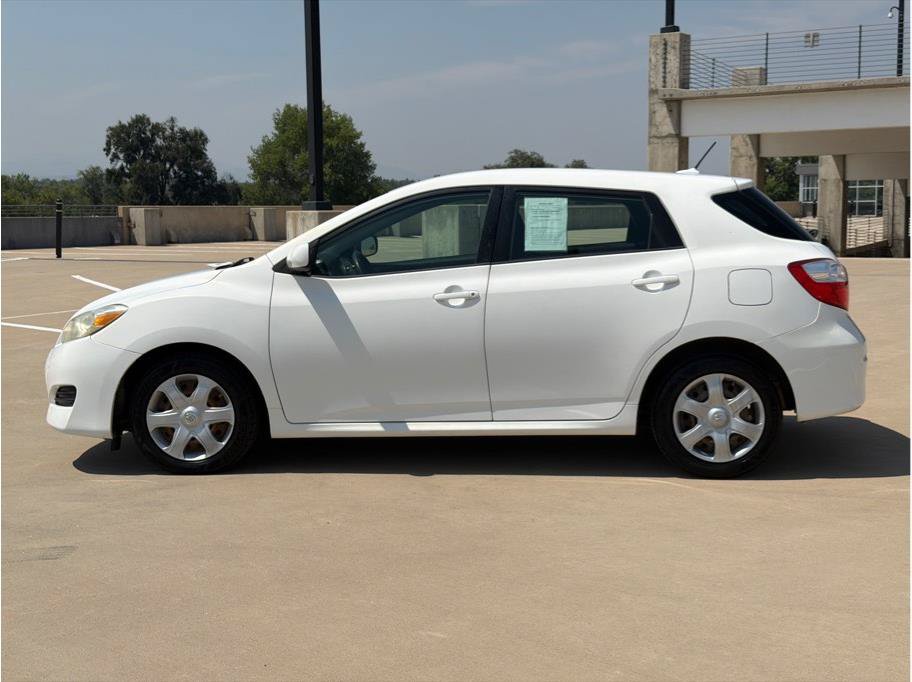 Used 2009 Toyota Matrix FWD image 4