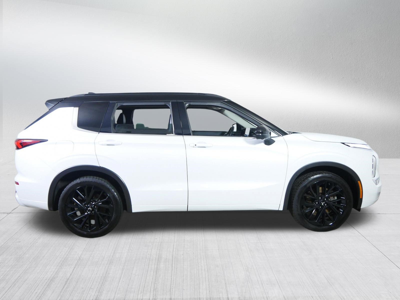 Used 2022 Mitsubishi Outlander SEL AWD/4WD image 8