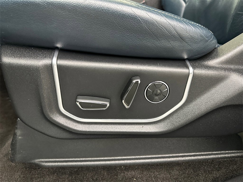 Used 2018 Ford F150 Limited w/ Trailer Tow Package image 10