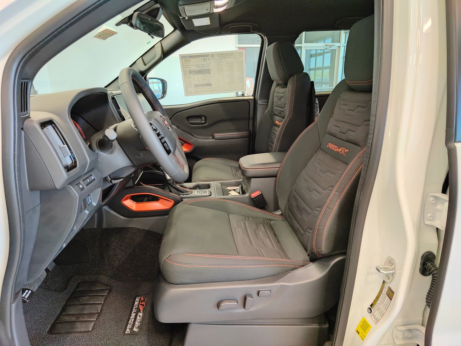New 2026 Nissan Frontier PRO-4X w/ Pro-4x Convenience Package AWD/4WD image 10