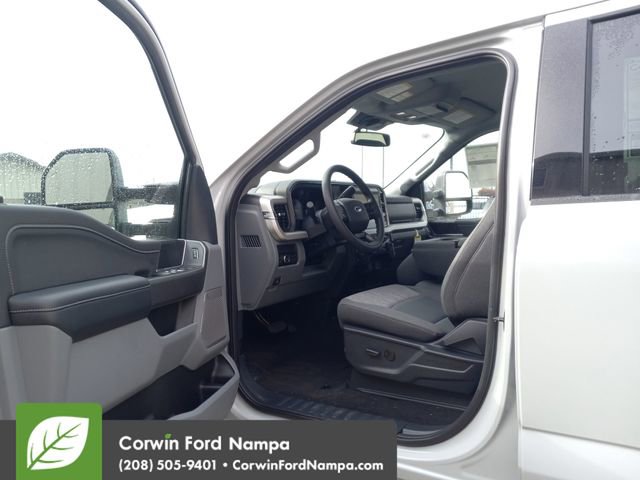 New 2026 Ford F350 XLT w/ XLT Premium Package image 9