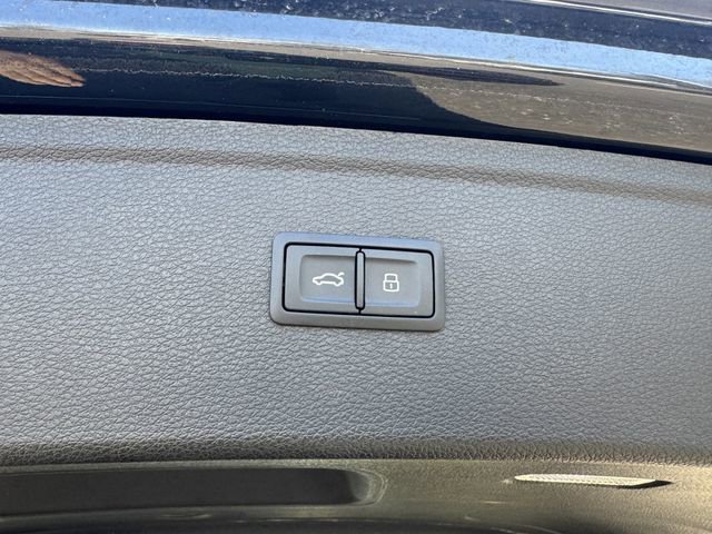 Used 2024 Audi SQ5 Premium Plus image 34