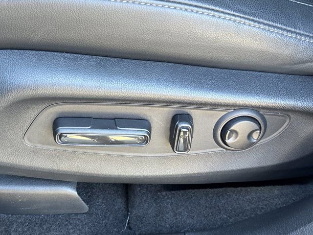 Used 2025 Honda CR-V EX-L image 19