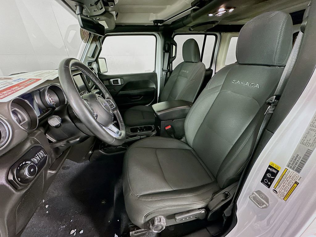Certified 2022 Jeep Wrangler Unlimited Sahara w/ Cold Weather Group image 32