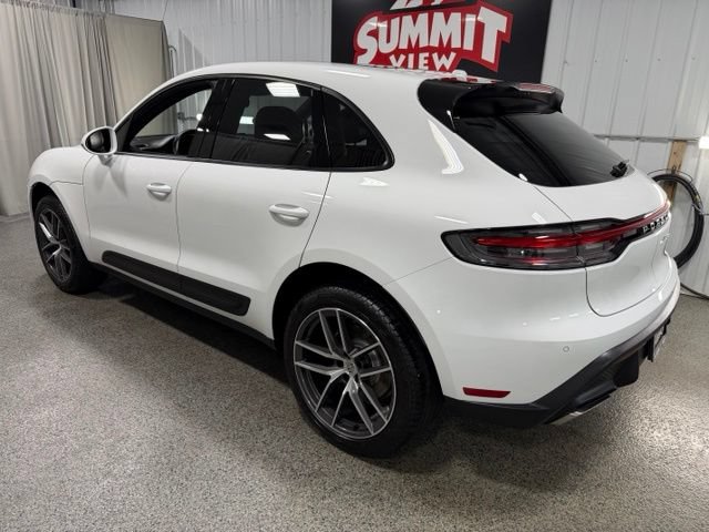 Used 2023 Porsche Macan AWD/4WD image 6