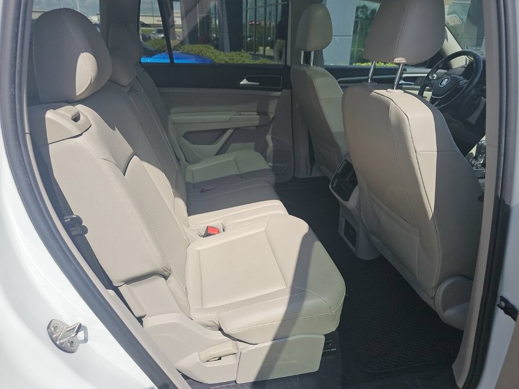 Used 2018 Volkswagen Atlas SEL FWD image 18