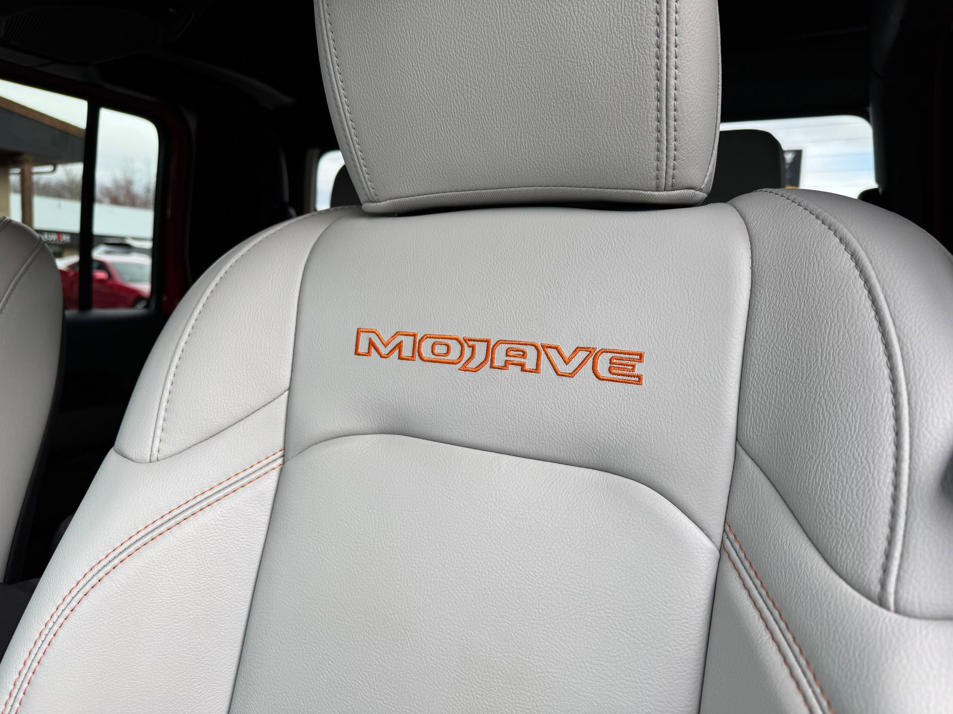 Used 2021 Jeep Gladiator Mojave w/ Uconnect 4C Nav & Sound Group image 30