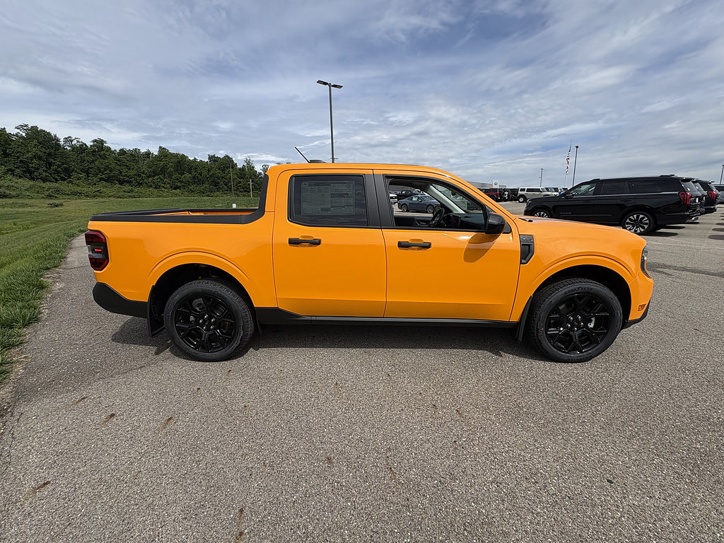 New 2026 Ford Maverick XLT w/ XLT Luxury Package AWD/4WD image 6