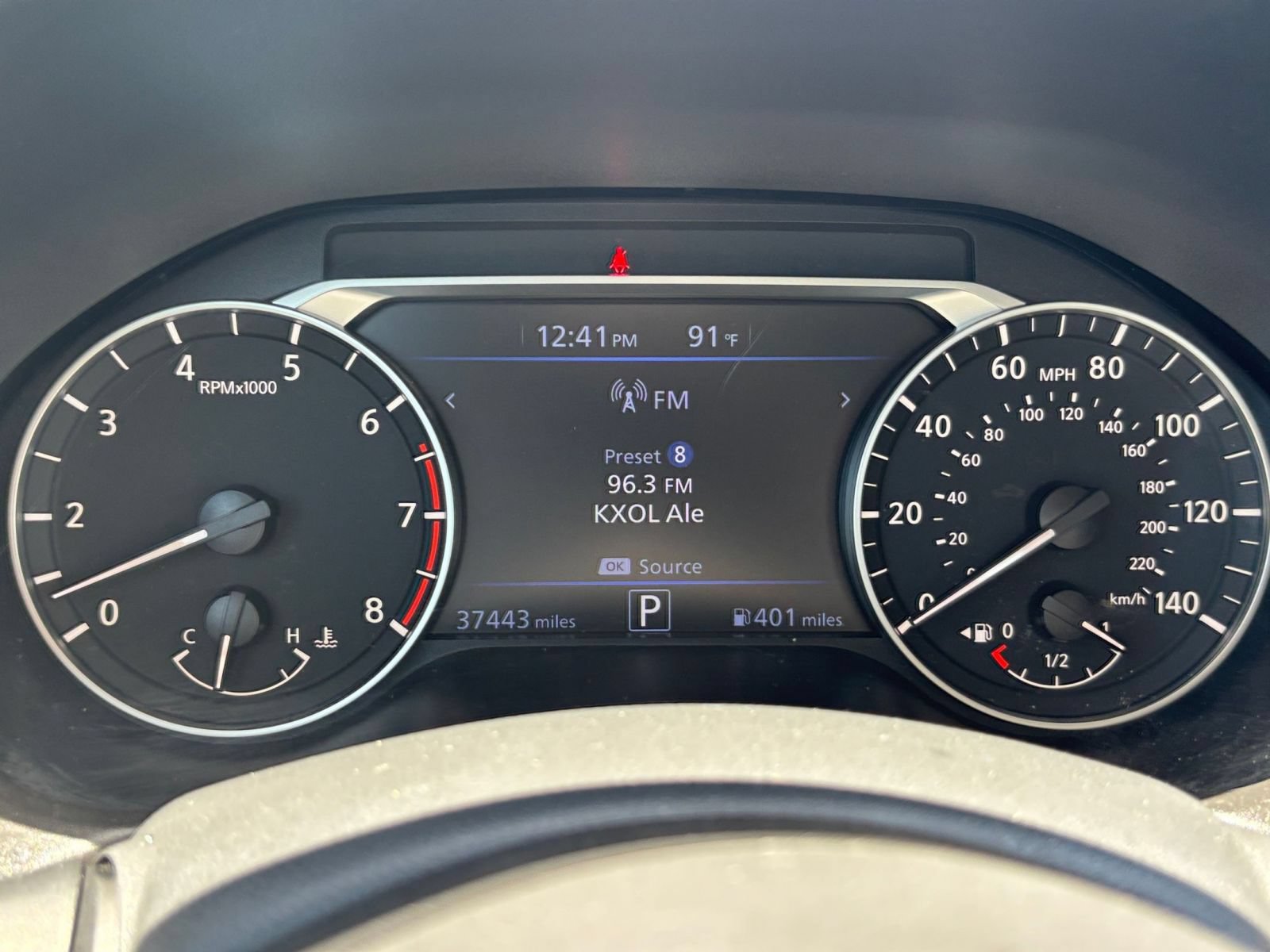 Used 2025 Nissan Altima 2.5 SV FWD image 41