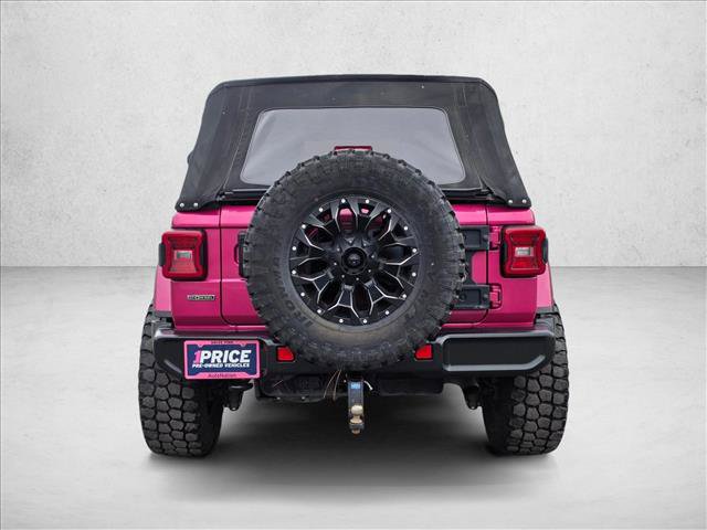 Used 2022 Jeep Wrangler Unlimited Sahara w/ LED Lighting Group AWD/4WD image 4
