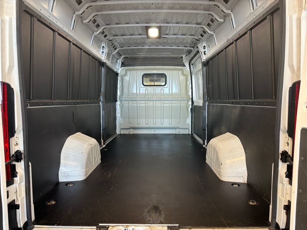 Used 2023 RAM ProMaster 3500 w/ Driver Convenience Group FWD image 14