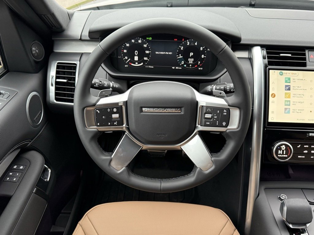 New 2026 Land Rover Discovery Limited Edition image 18