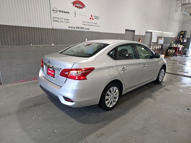 Used 2016 Nissan Sentra S FWD image 3