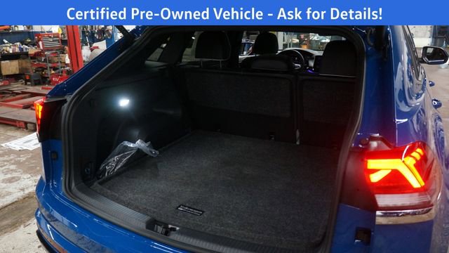 Certified 2025 Volkswagen Atlas Cross Sport SEL Premium R-Line image 50