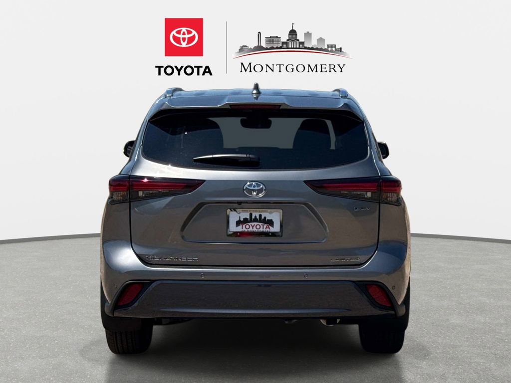 New 2026 Toyota Highlander Limited image 4