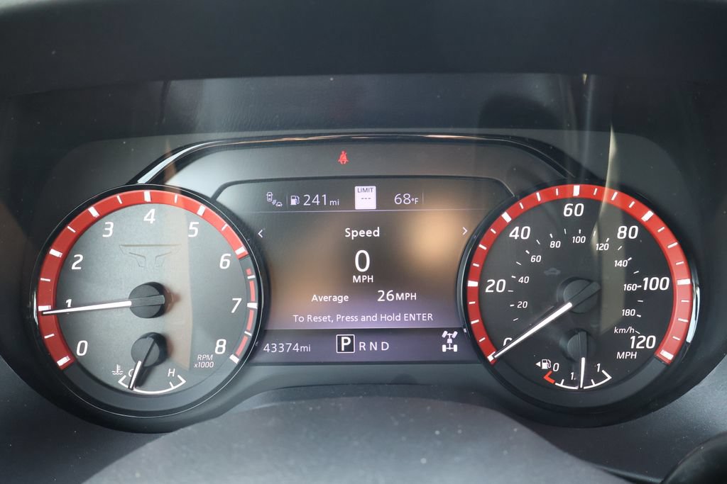 Used 2023 Nissan Titan PRO-4X w/ Pro-4x Convenience Package AWD/4WD image 20