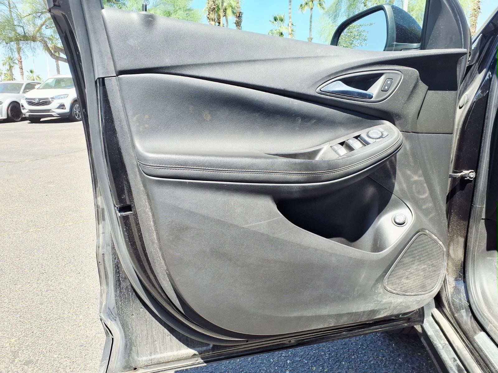 Used 2022 Buick Encore GX Select w/ Sport Touring Package AWD/4WD image 18