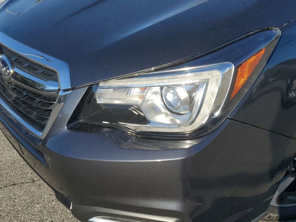 Used 2018 Subaru Forester 2.5i Limited image 16