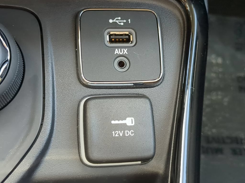 Used 2021 Jeep Compass Limited AWD/4WD image 22