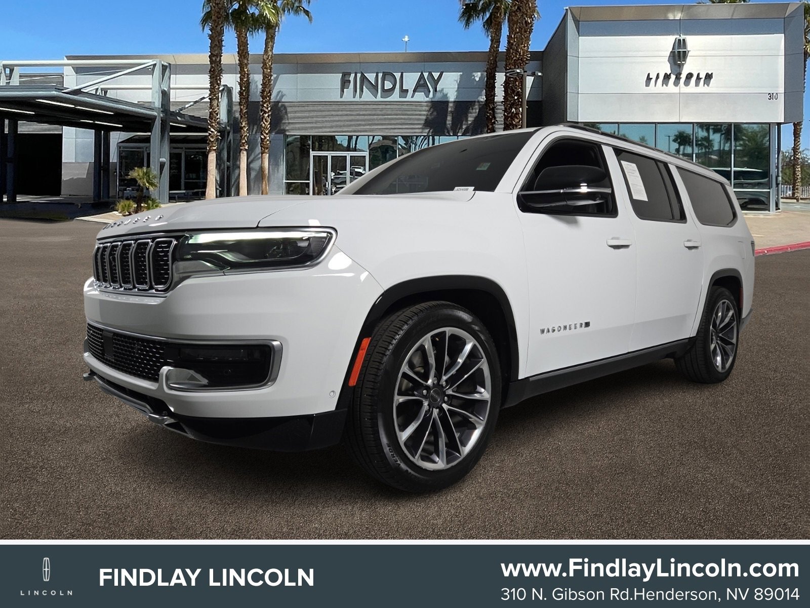 Used 2024 Jeep Wagoneer L Series III w/ Premium Group I image 1