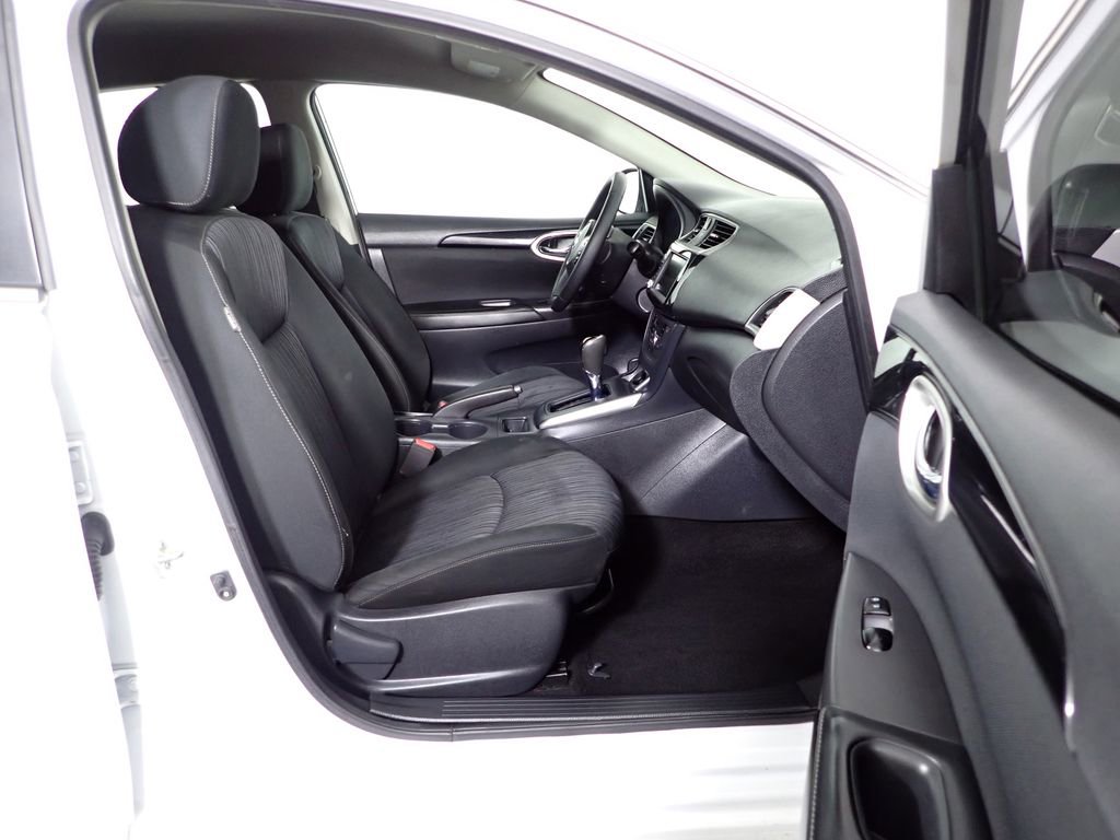 Used 2019 Nissan Sentra SV FWD image 30