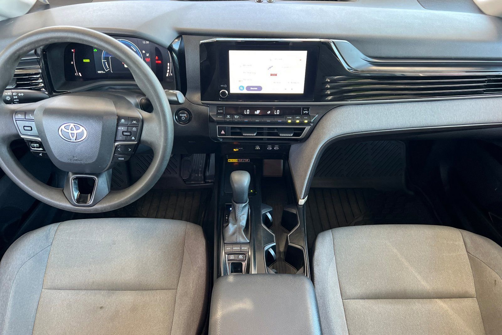 Certified 2025 Toyota Camry LE FWD image 10