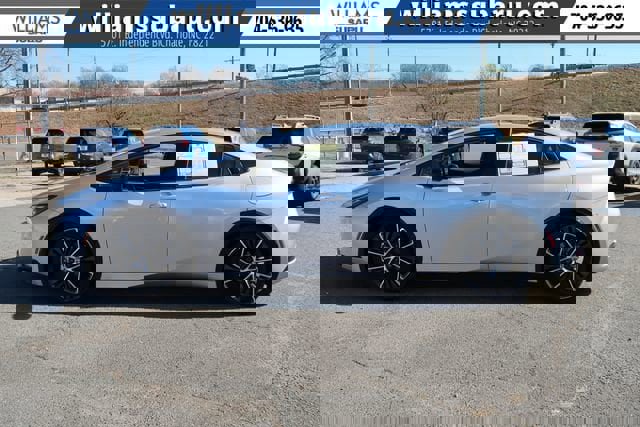 Used 2024 Toyota Prius Limited w/ Limited Premium Package image 6