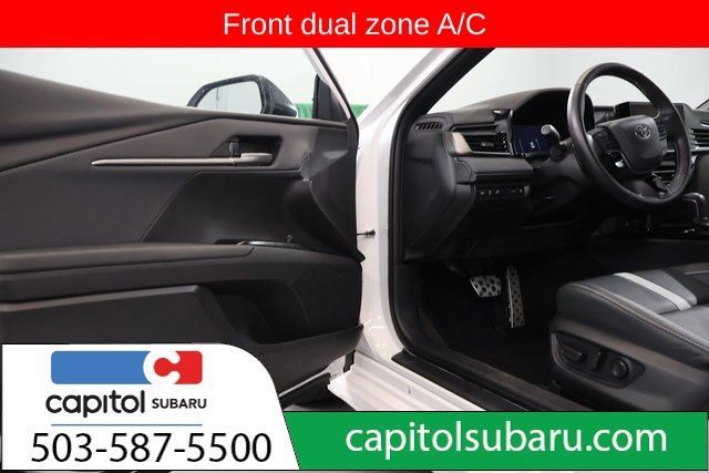 Used 2025 Toyota Camry SE image 10