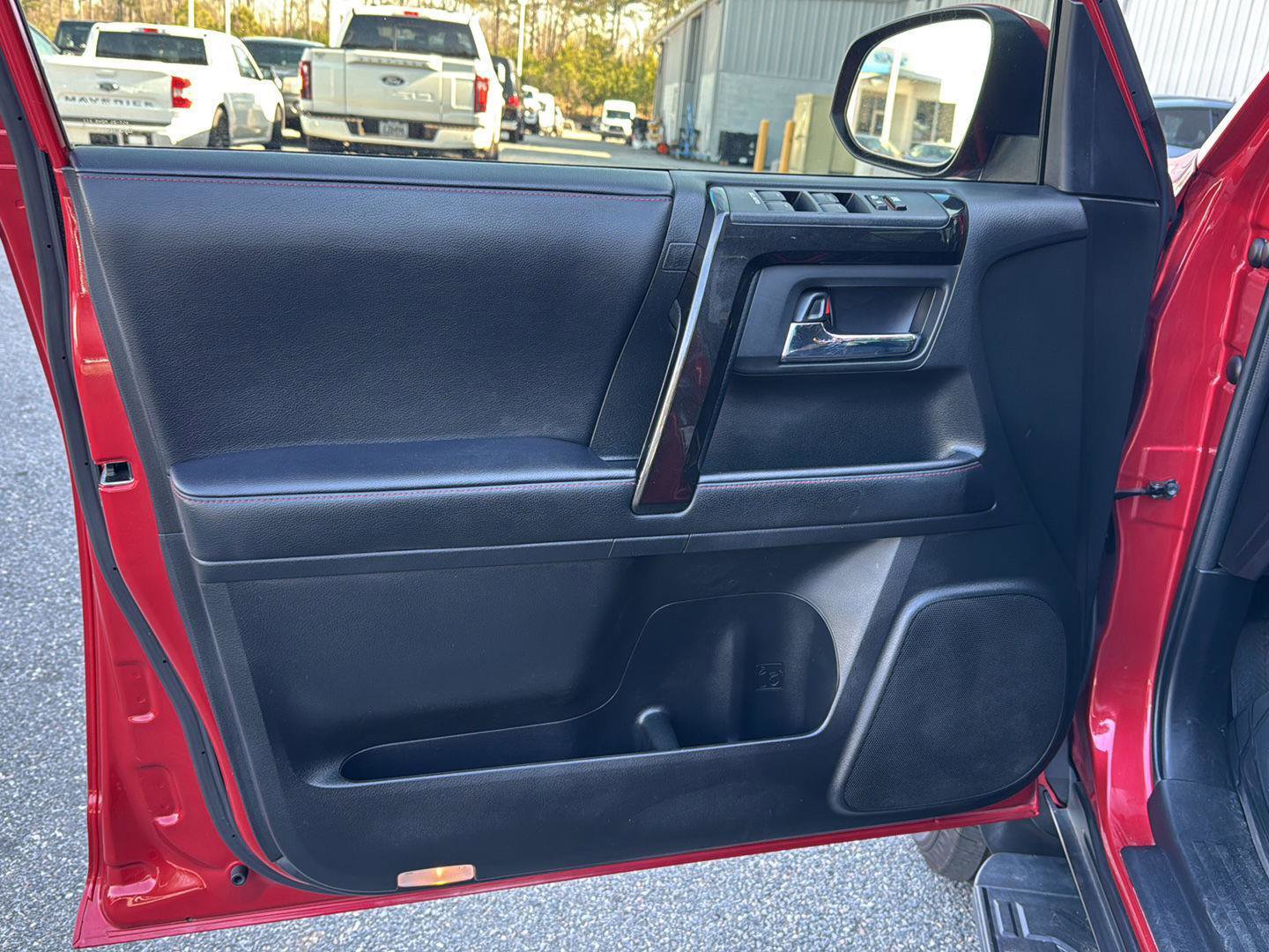 Used 2022 Toyota 4Runner TRD Off-Road image 14