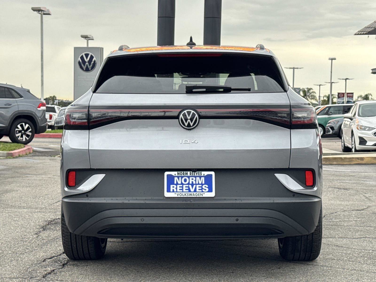 New 2025 Volkswagen ID.4 Pro S image 4