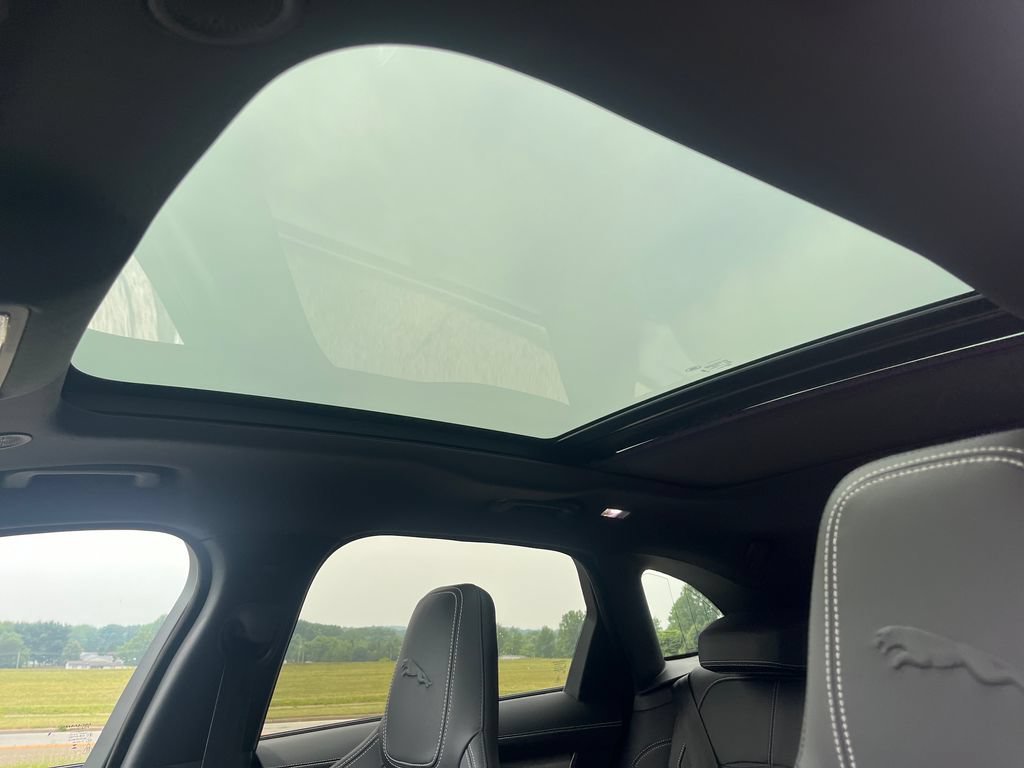 New 2026 Jaguar F-PACE R-Dynamic S AWD/4WD image 17