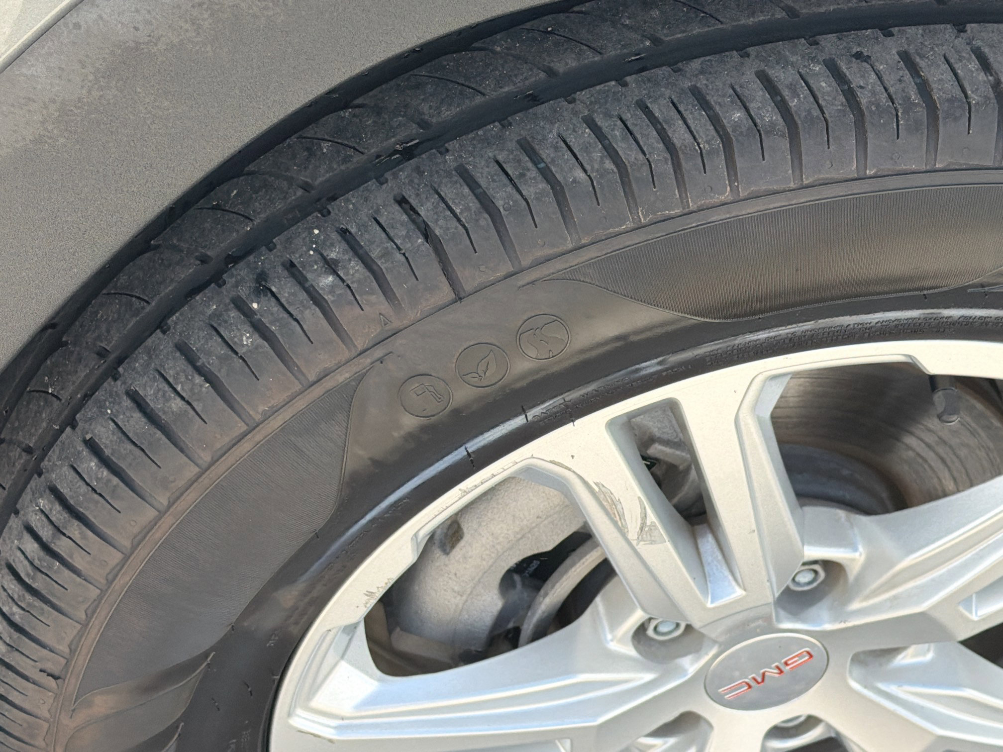 Used 2020 GMC Terrain SLE w/ Driver Convenience Package image 41
