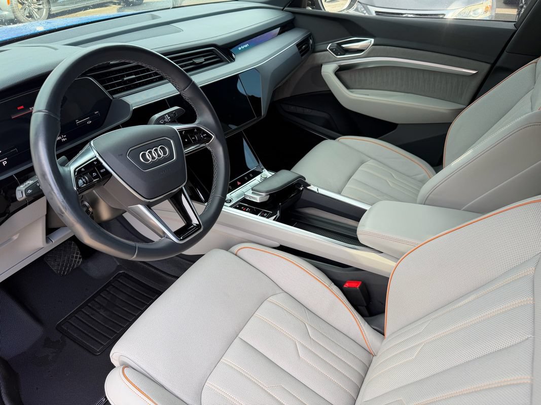 Used 2024 Audi Q8 e-tron Prestige AWD/4WD image 2