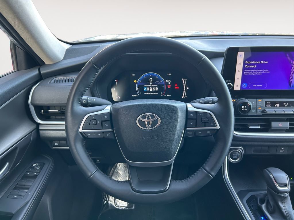 Used 2025 Toyota Grand Highlander AWD image 15