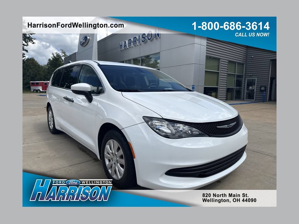 Used 2018 Chrysler Pacifica L FWD image 1