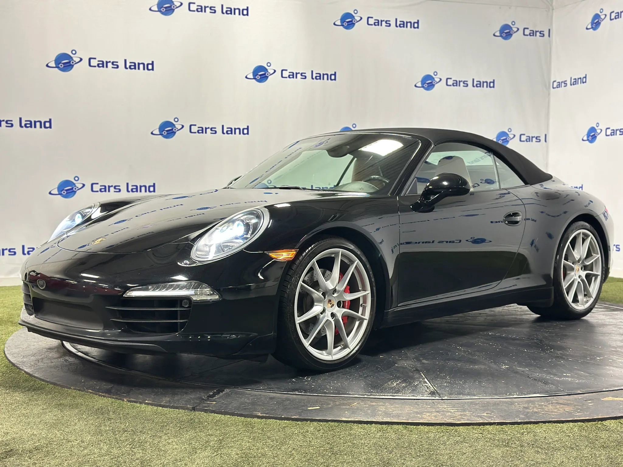 Used 2015 Porsche 911 Carrera S RWD image 6
