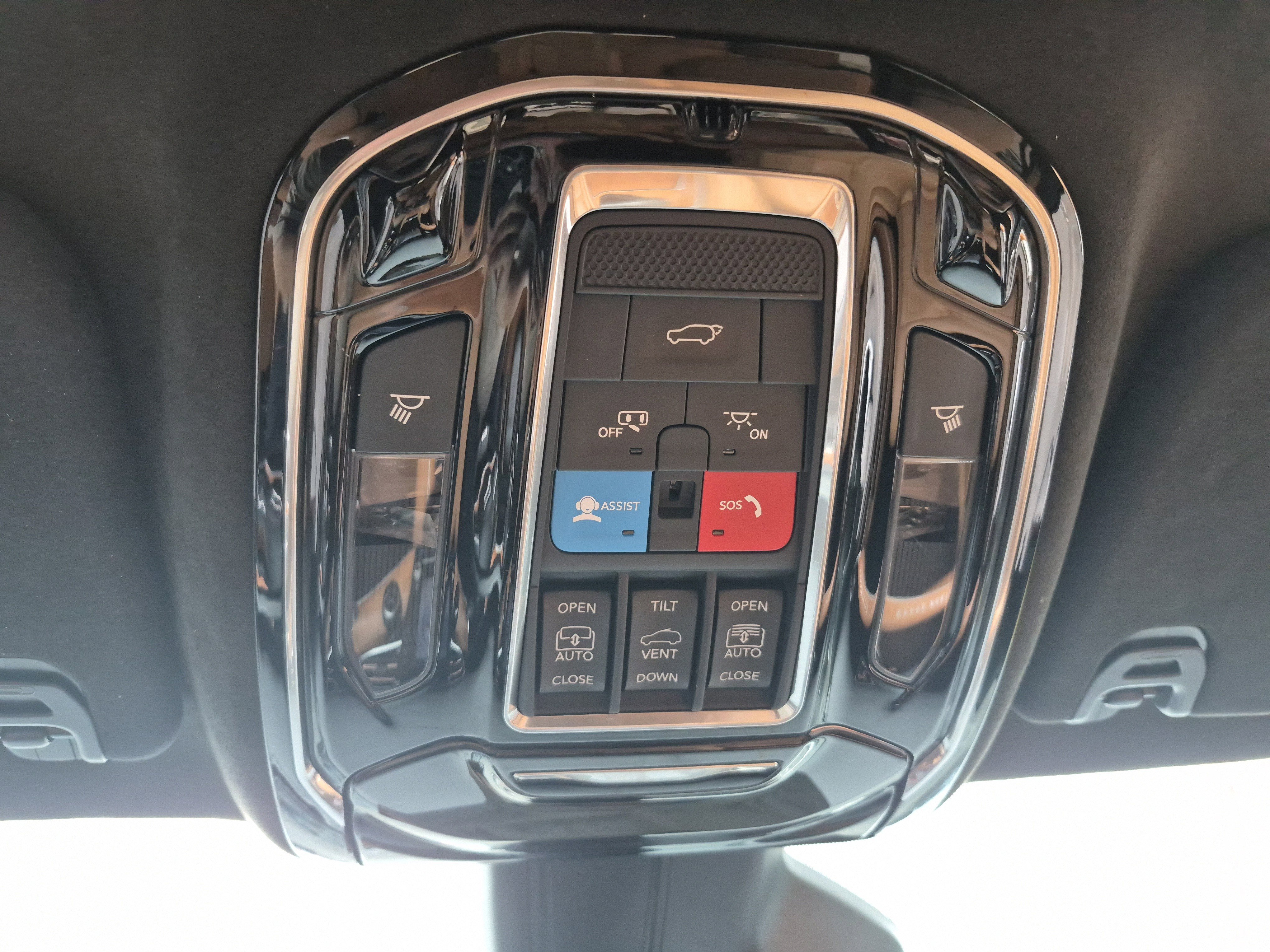 Used 2023 Jeep Grand Wagoneer L Series III image 48