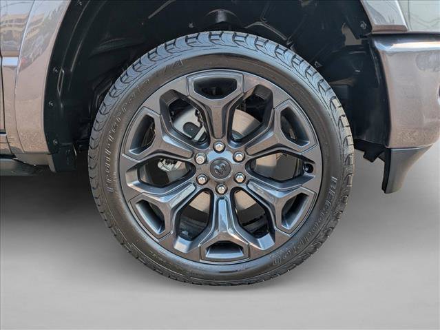 Used 2024 RAM 1500 Limited AWD/4WD image 21