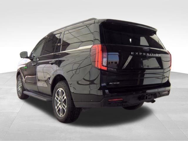 Used 2025 Ford Expedition Active AWD/4WD image 7