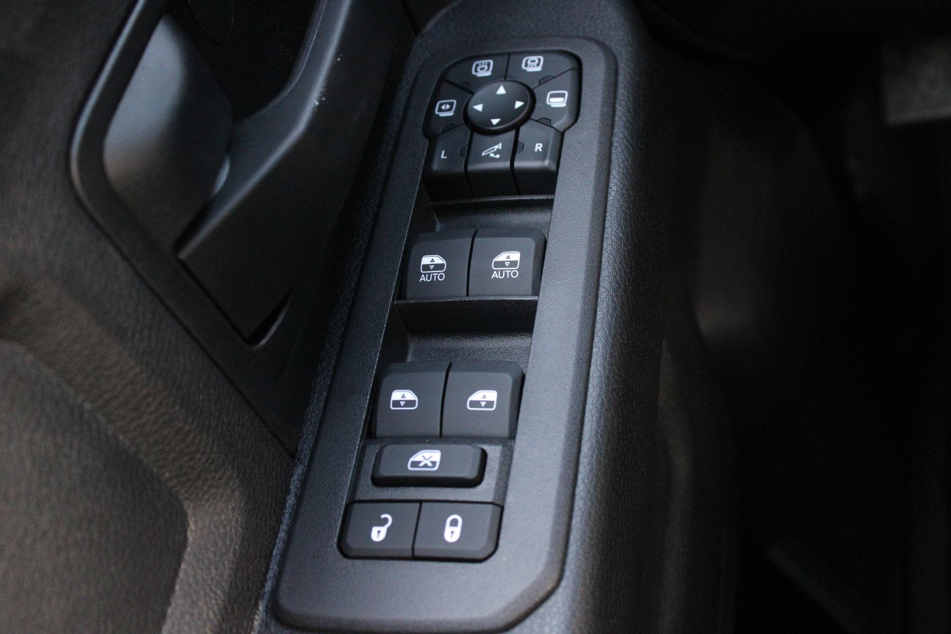 New 2026 RAM 2500 Warlock AWD/4WD image 23