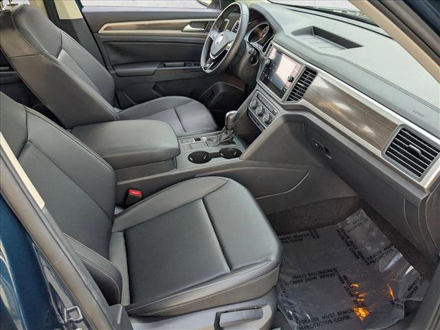 Used 2020 Volkswagen Atlas SE w/ Towing Package image 21