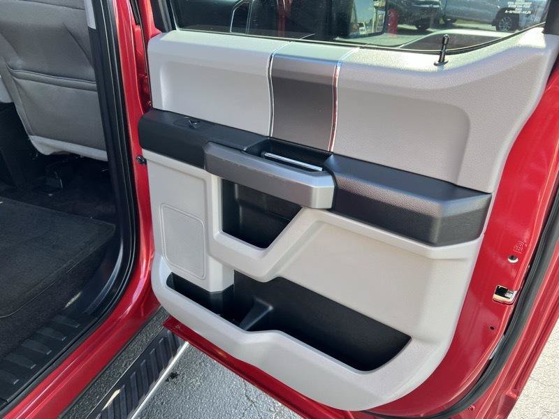 Used 2016 Ford F150 XLT w/ Equipment Group 301A Mid RWD image 5