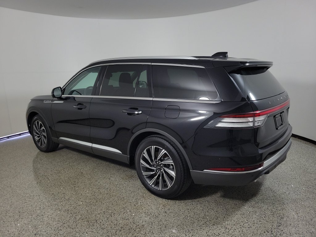 New 2026 Lincoln Aviator 2WD image 3